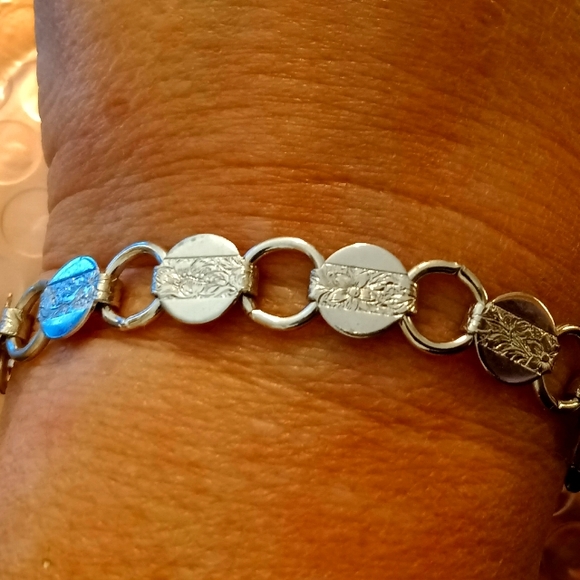 Vintage Sarah Cov Bracelet - Picture 1 of 4